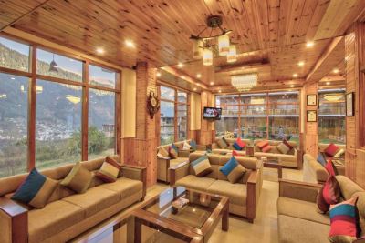 Snow Peak Retreat Manali