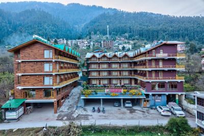 Snow Peak Retreat Manali