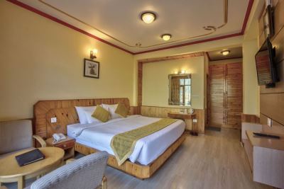 Snow Peak Retreat Manali