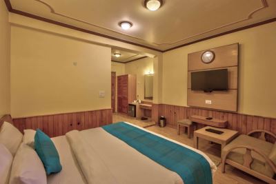 Snow Peak Retreat Manali