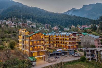 Snow Peak Retreat Manali